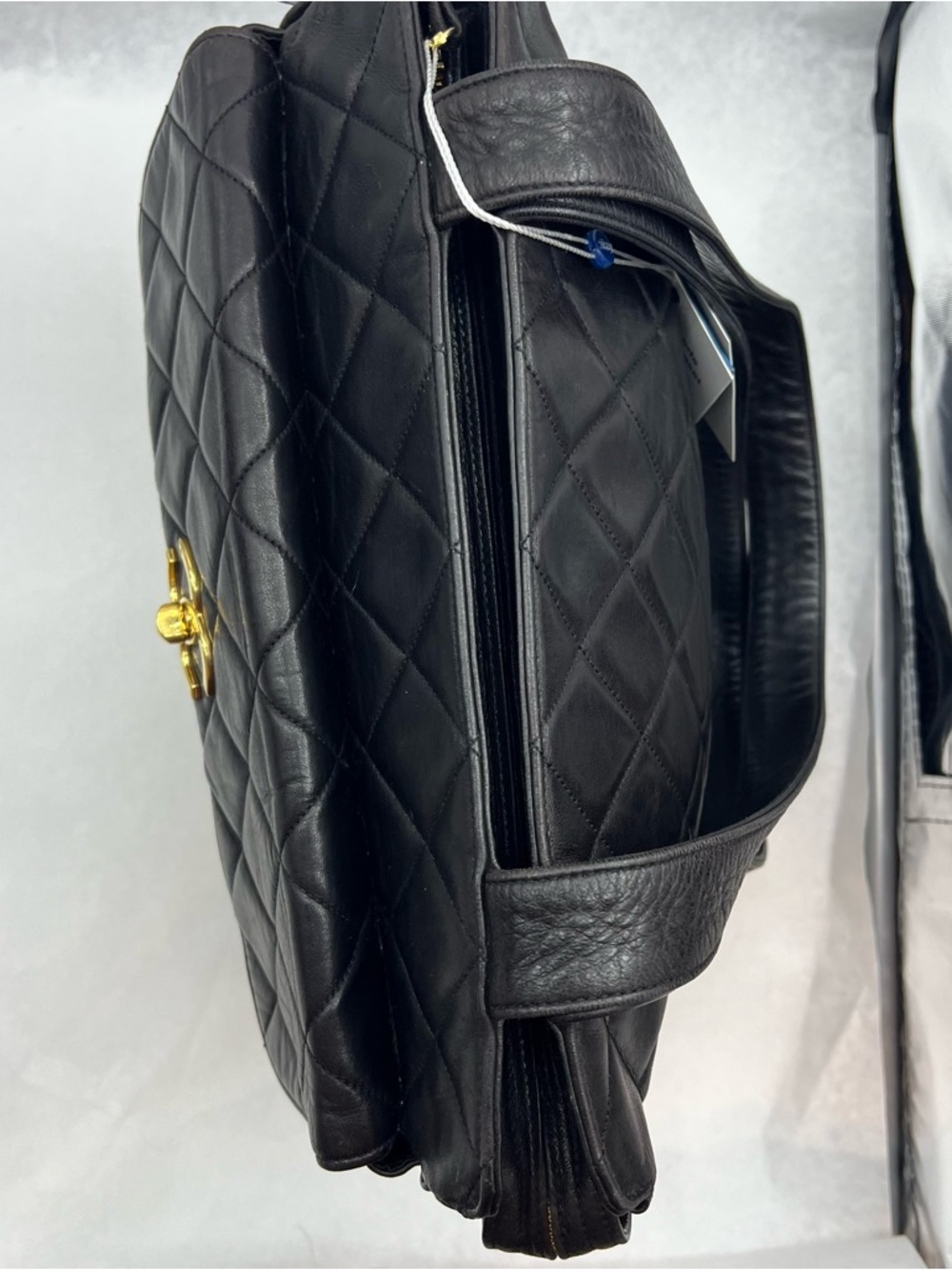CHANEL Black Quilted Shoulder Bag with Gold CC Hardware - Picture 15 of 16